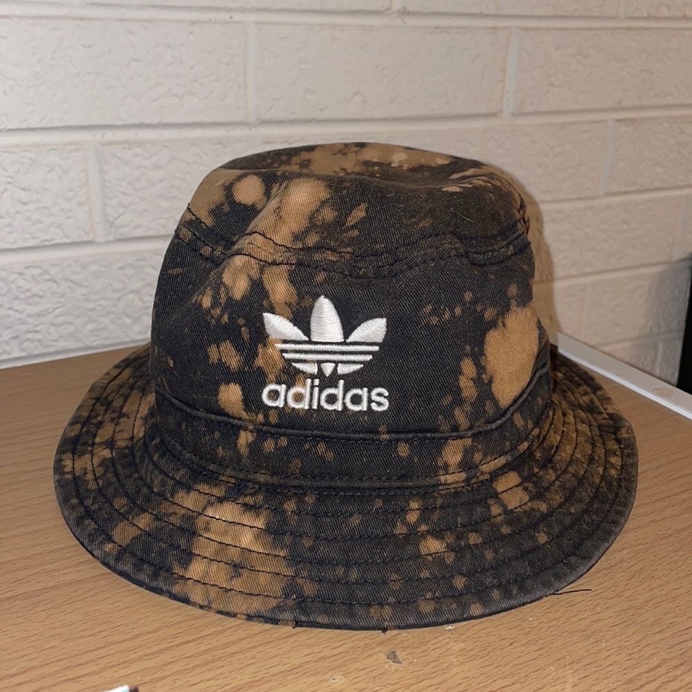 Unisex bleached Adidas bucket hat